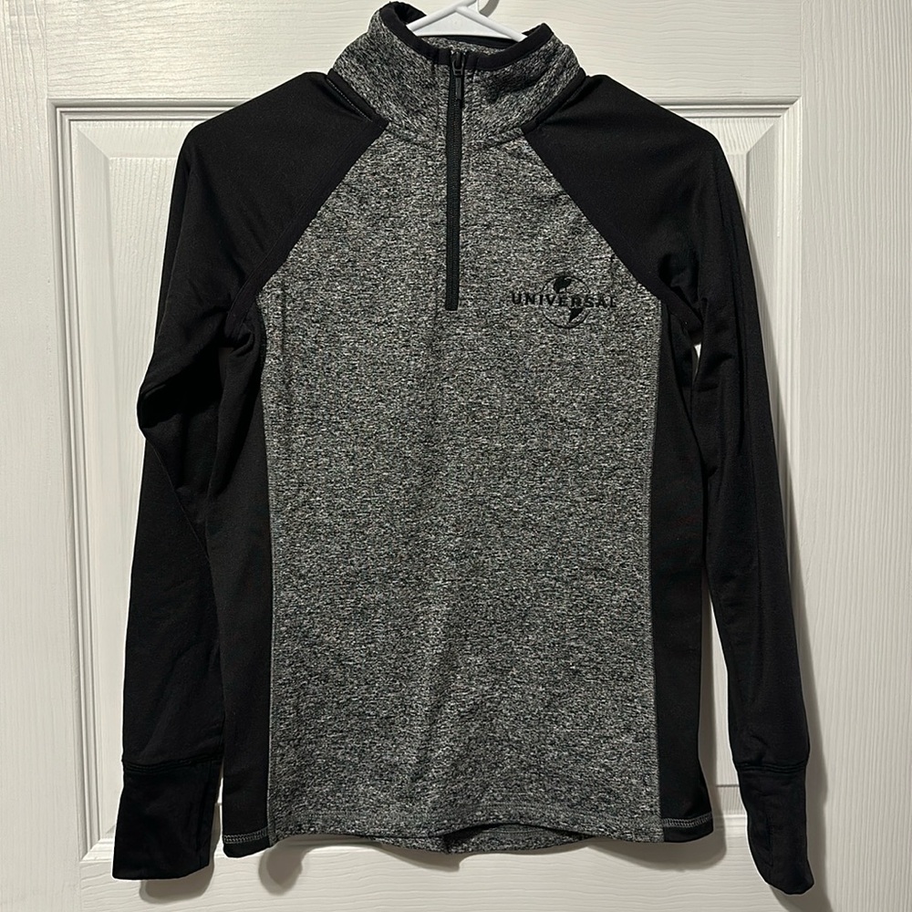 Women’s universal workout top